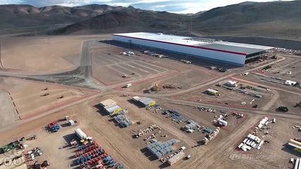 特斯拉超級電池工廠揭幕 成本革命驅動電動汽車普及新紀元